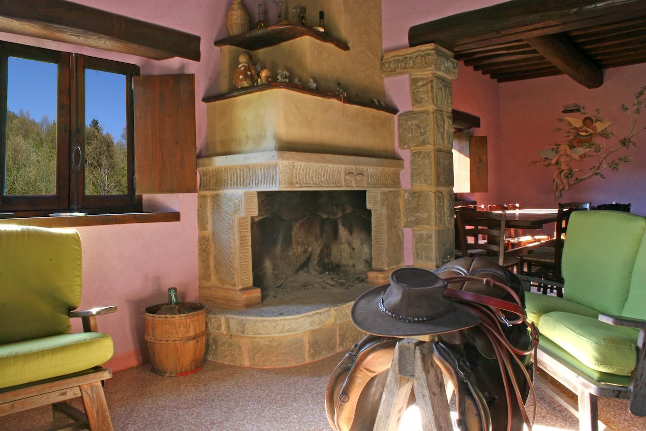Podere Pian De' Cortini Villa Serravalle  Buitenkant foto
